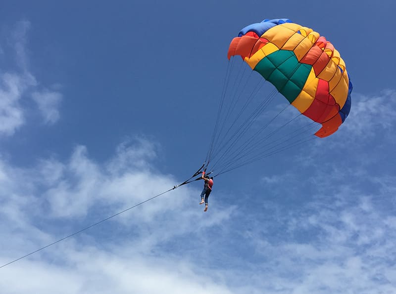 parasailing-bali-tanjung-benoa