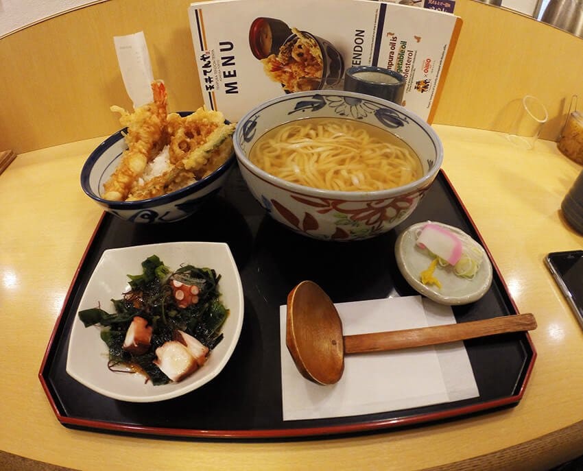 set-tempura-nasi-udon-fariz-izhan