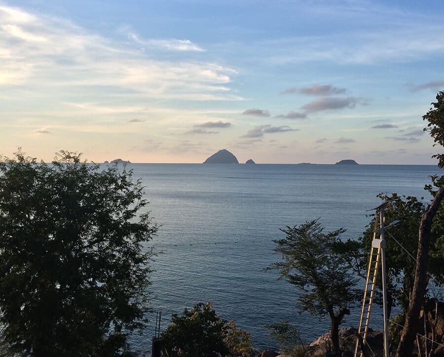 pemandangan matahari terbenam pulau perhentian